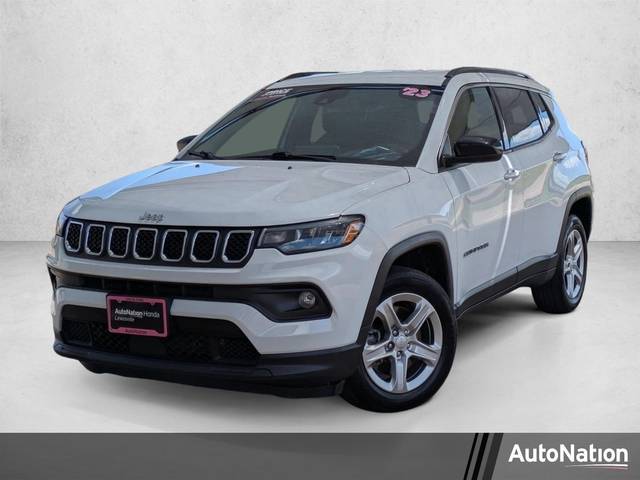 2023 Jeep Compass Latitude 4WD photo