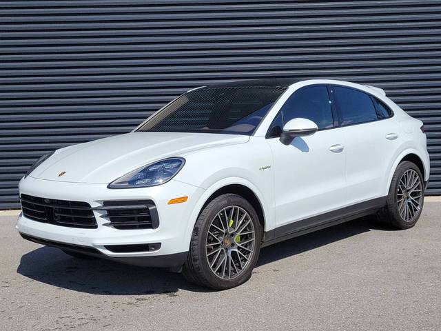 2022 Porsche Cayenne Coupe E-Hybrid AWD photo