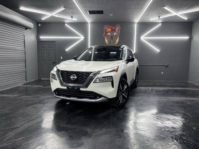 2022 Nissan Rogue Platinum FWD photo