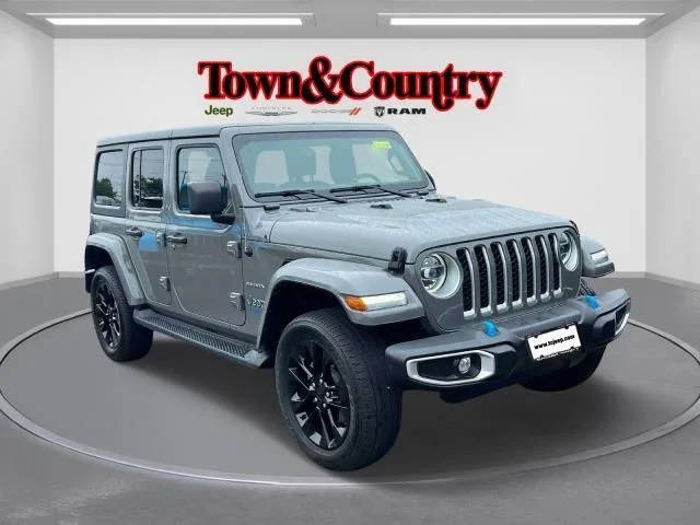2022 Jeep Wrangler Unlimited 4xe Unlimited Sahara 4WD photo
