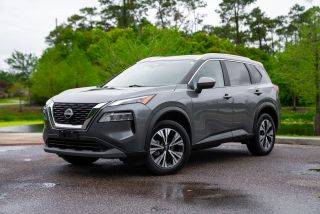 2023 Nissan Rogue SV FWD photo