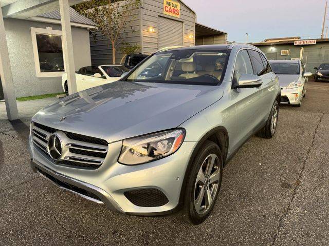 2017 Mercedes-Benz GLC-Class GLC 300 AWD photo