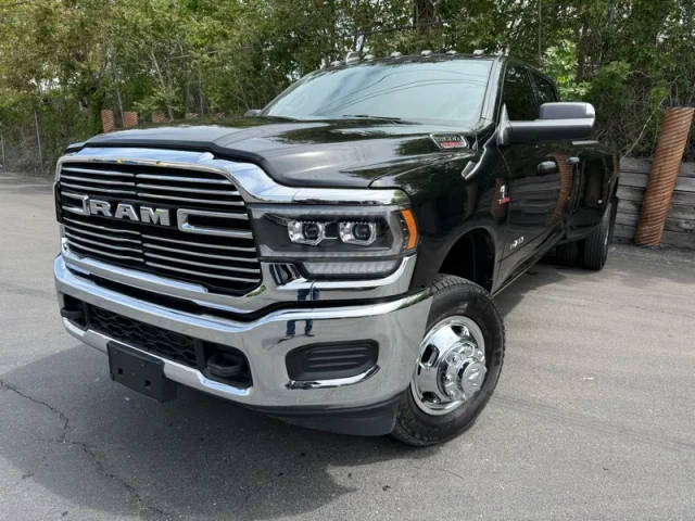 2022 Ram 3500 Tradesman 4WD photo