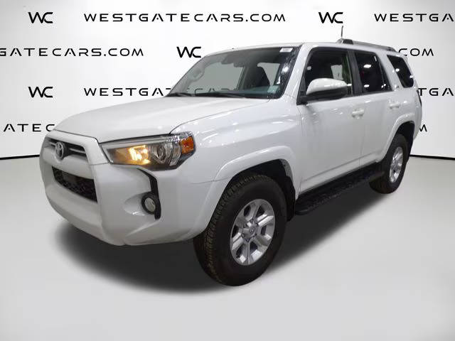 2023 Toyota 4Runner SR5 4WD photo