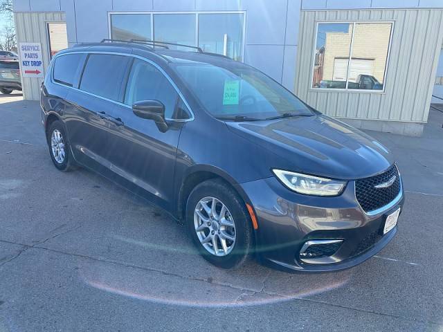 2022 Chrysler Pacifica Minivan Touring L FWD photo