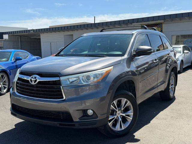 2015 Toyota Highlander XLE AWD photo