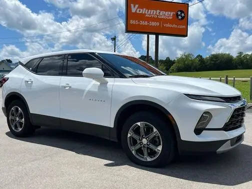 2023 Chevrolet Blazer LT FWD photo