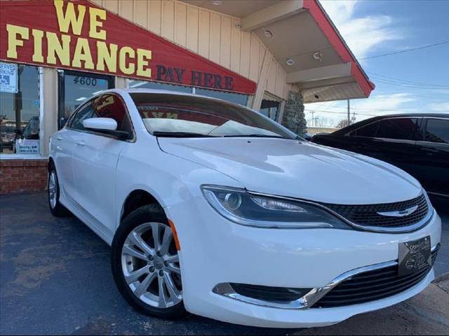 2015 Chrysler 200 Limited FWD photo