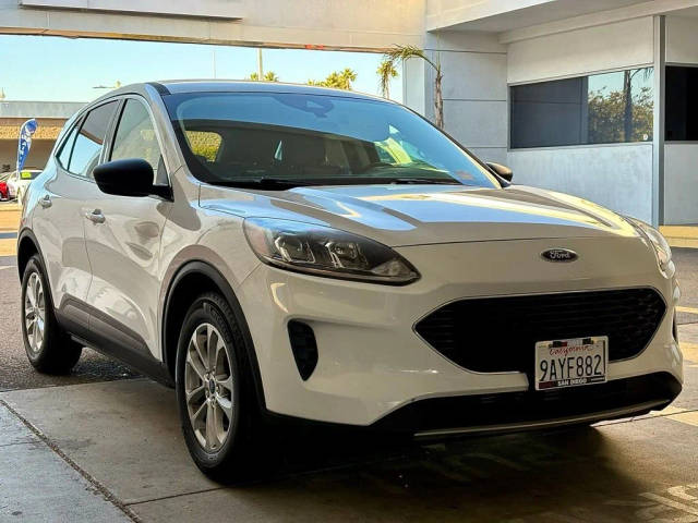 2022 Ford Escape SE FWD photo