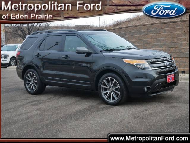 2015 Ford Explorer XLT 4WD photo