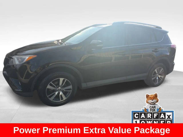 2017 Toyota RAV4 XLE AWD photo