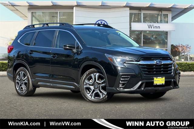 2023 Subaru Ascent Limited AWD photo