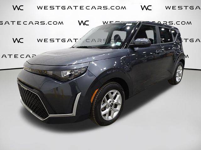 2023 Kia Soul LX FWD photo
