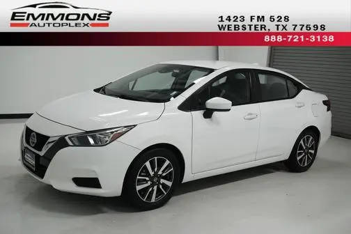 2022 Nissan Versa SV FWD photo