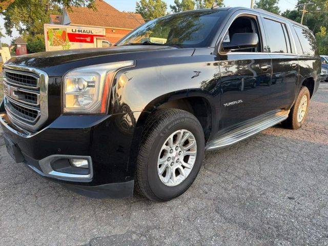 2015 GMC Yukon XL SLE 4WD photo