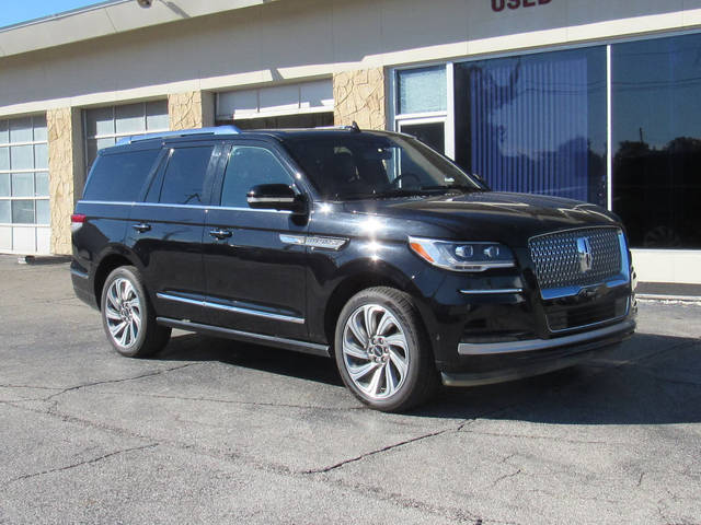 2023 Lincoln Navigator Reserve 4WD photo