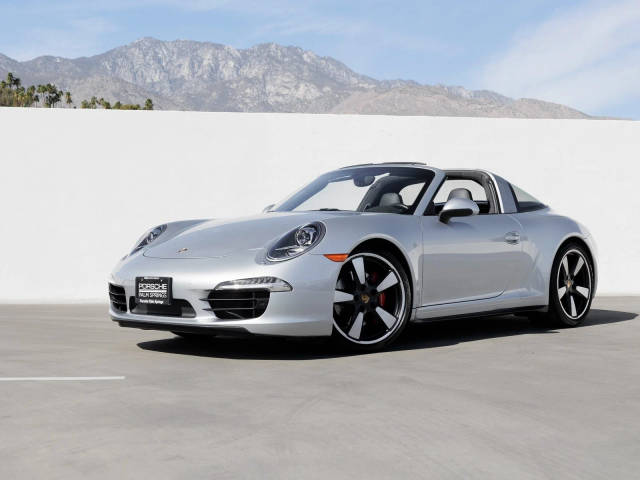 2015 Porsche 911 4S AWD photo