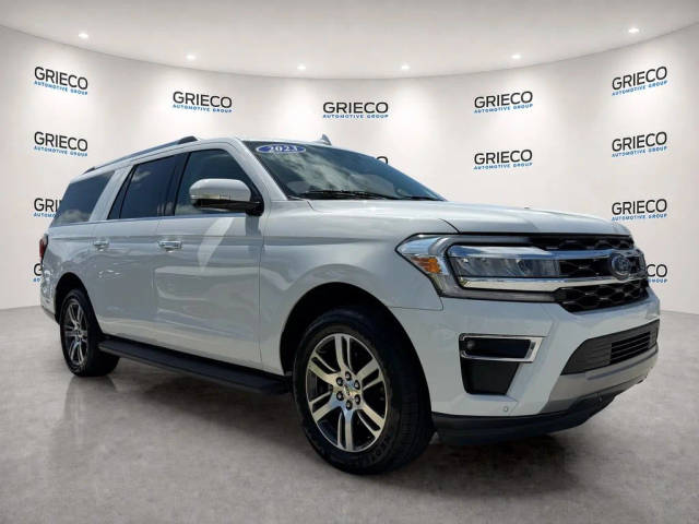 2023 Ford Expedition Max Limited RWD photo