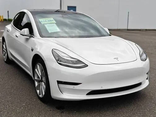 2019 Tesla Model 3 Mid Range RWD photo