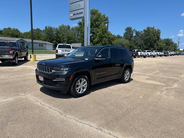 2023 Jeep Grand Cherokee Limited 4WD photo