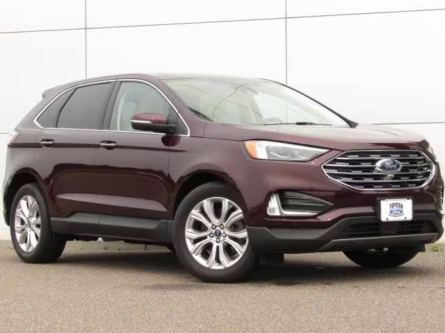 2022 Ford Edge Titanium AWD photo
