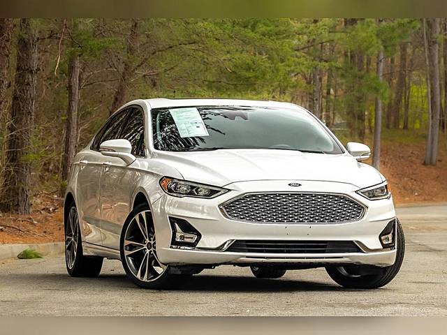 2020 Ford Fusion Titanium FWD photo