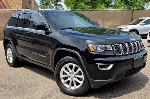 2021 Jeep Grand Cherokee Laredo E 4WD photo