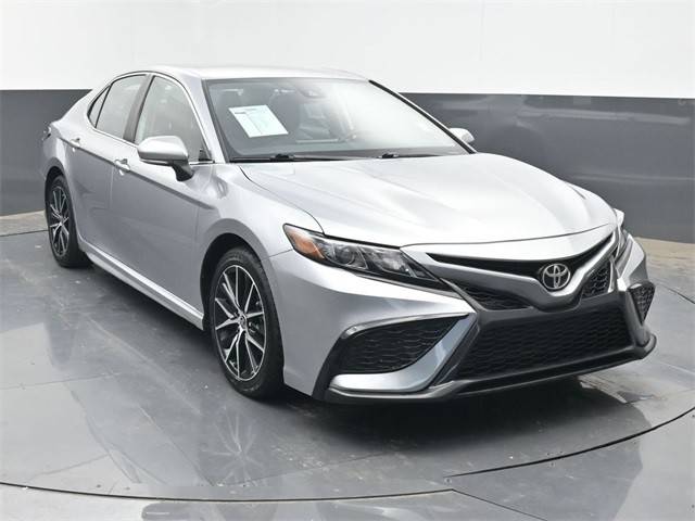 2023 Toyota Camry SE FWD photo