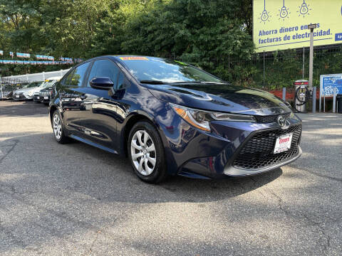2023 Toyota Corolla LE FWD photo