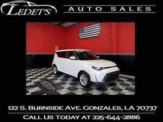 2023 Kia Soul LX FWD photo