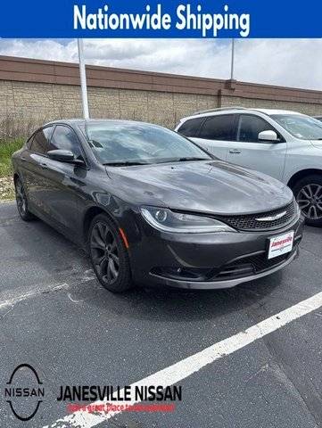 2015 Chrysler 200 S FWD photo