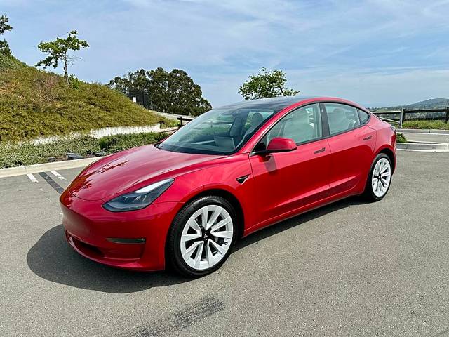 2021 Tesla Model 3 Long Range AWD photo