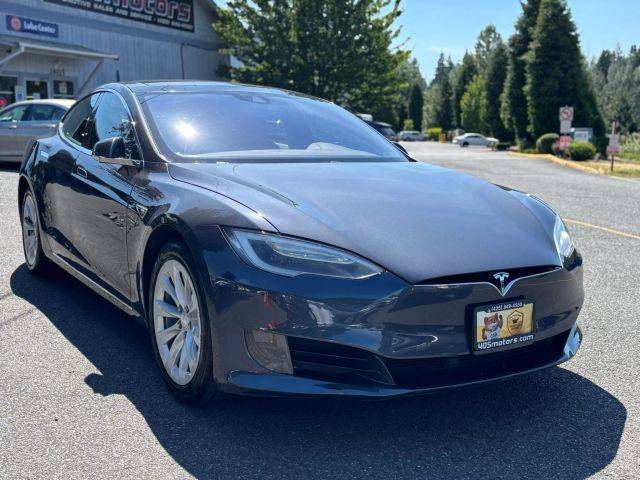 2016 Tesla Model S 60 RWD photo