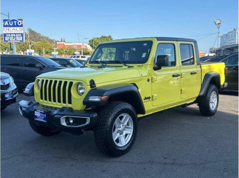 2023 Jeep Gladiator Sport S 4WD photo