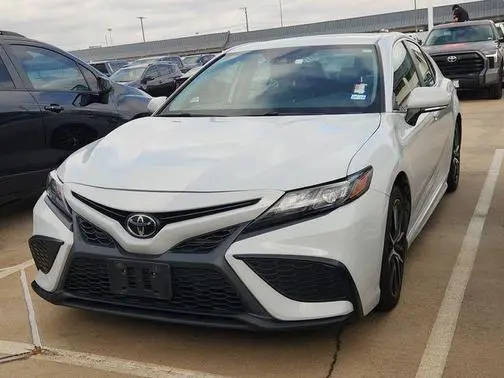 2023 Toyota Camry SE FWD photo