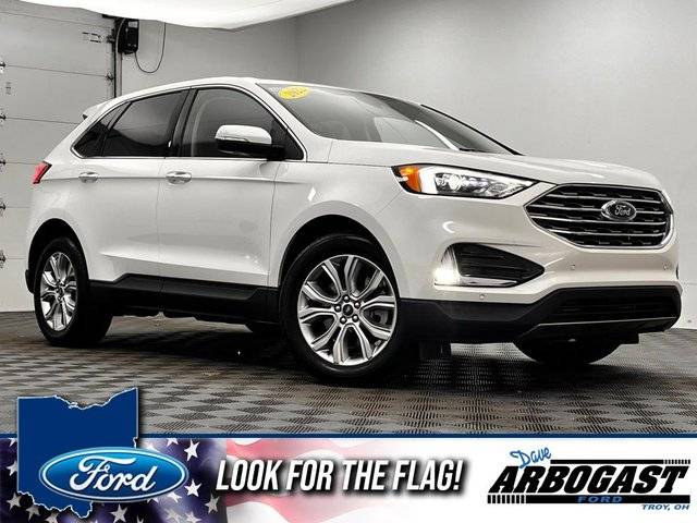 2022 Ford Edge Titanium AWD photo