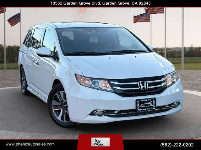 2016 Honda Odyssey Touring Elite FWD photo