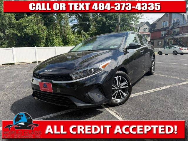 2022 Kia Forte LXS FWD photo