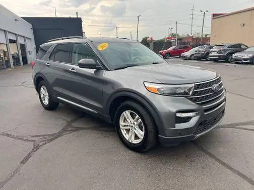 2023 Ford Explorer XLT RWD photo