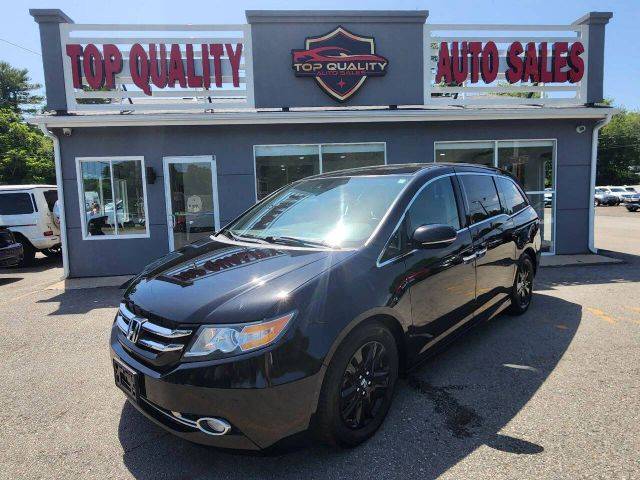 2015 Honda Odyssey Touring FWD photo