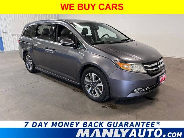 2015 Honda Odyssey Touring FWD photo