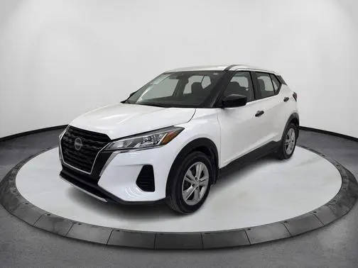 2022 Nissan Kicks S FWD photo