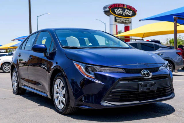 2023 Toyota Corolla LE FWD photo