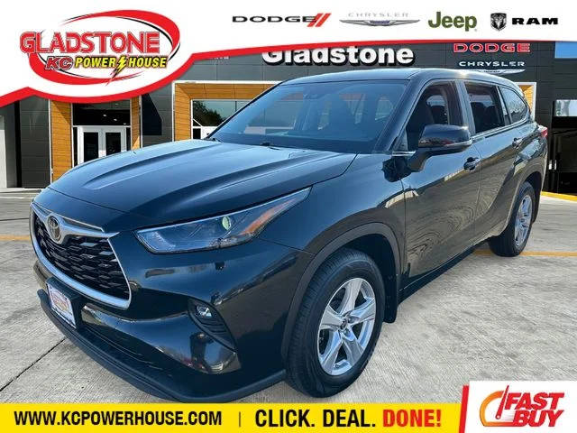 2023 Toyota Highlander LE AWD photo