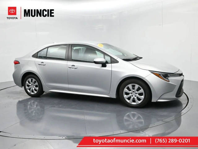 2023 Toyota Corolla LE FWD photo