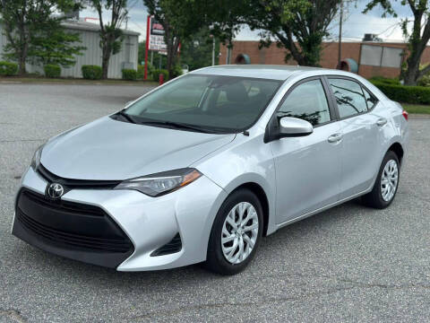 2018 Toyota Corolla LE FWD photo