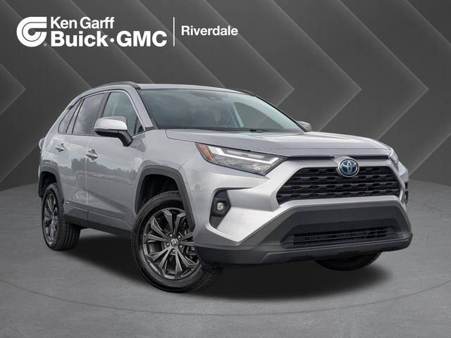 2022 Toyota RAV4 Hybrid XLE Premium AWD photo