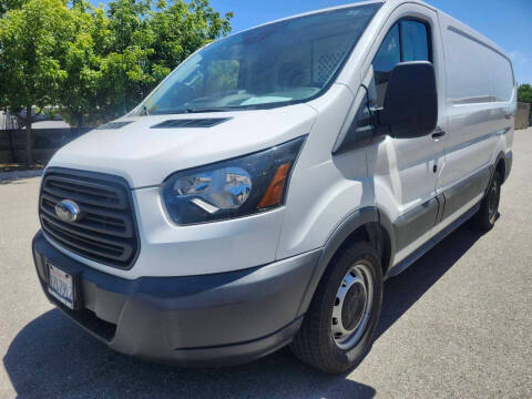 2018 Ford Transit Van  RWD photo