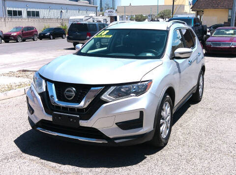 2018 Nissan Rogue SV FWD photo