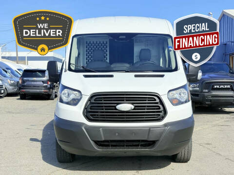 2019 Ford Transit Van  RWD photo